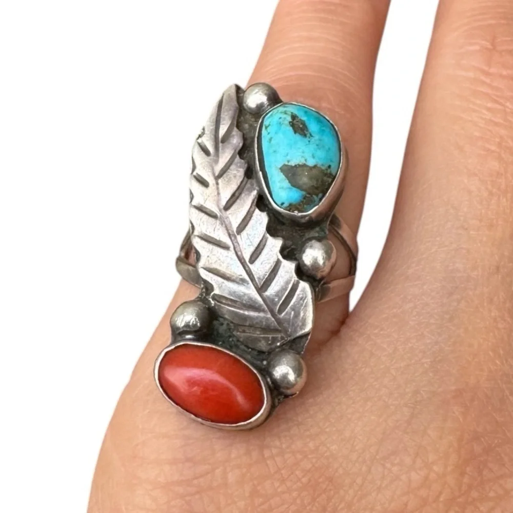 Vintage Turquoise & Coral Sterling Silver Ring - Size 5.5